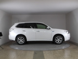 アウトランダーPHEV 2.0 G ナビパッケージ 4WD 
