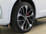 Audi専任メカニックとは・・ドイツ本国のAudi AGが認定する資格を有してます。さまざまなテクニカルトレーニング、高度な訓練・教育を受けた者が精密な点検を実施します。