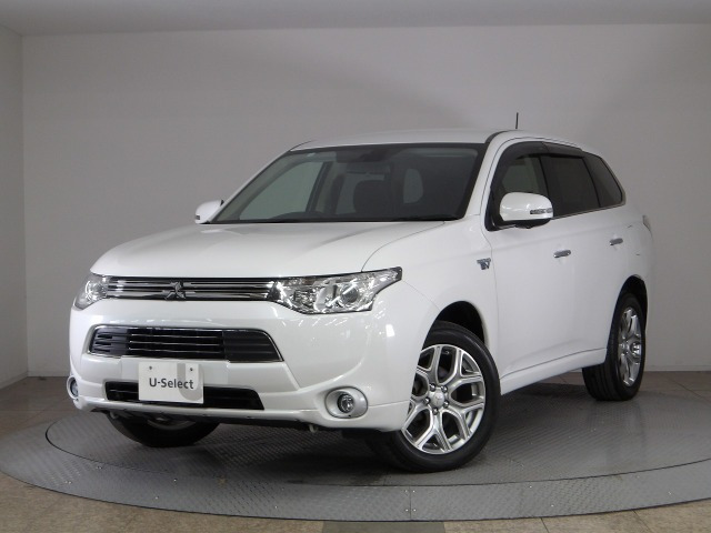 アウトランダーPHEV 2.0 G ナビパッケージ 4WD 