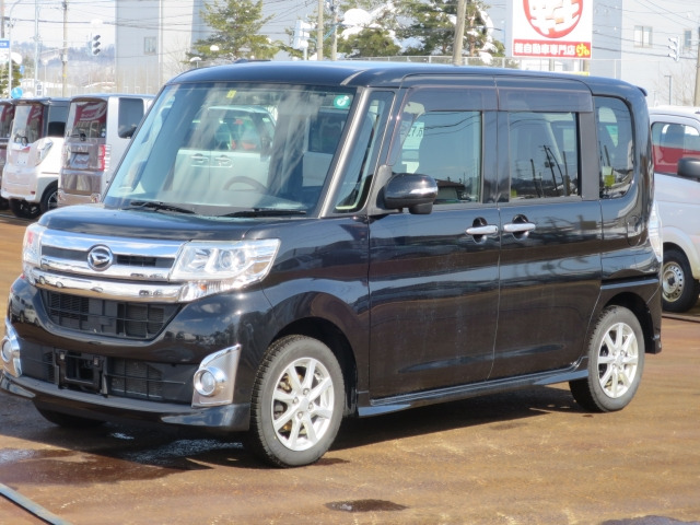 タントカスタム X 4WD 