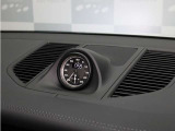 ■スポーツクロノパッケージ(走行モード切替機構、スポーツレスポンスボタン、スポーツクロノストップウオッチ)