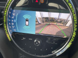 弊社在庫車両はすべて、入庫段階での客観的且つ厳正な車両チェック(第3者機関日本査定協会による査定)を実施しております。メーター改ざん車、修復歴車などは一切ございませんので、どうぞご安心くださいませ。
