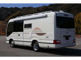 リエッセIIベースのRVビックフット ACS エテルノオクタービアM 入庫です。サブバッテリーはAGMからリチウムイオンに換装してます。低走行で使用感の少ない車両です!お気軽にお問い合わせください!