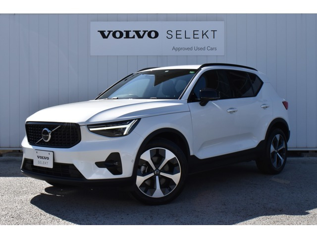 XC40 アルティメット B4 AWD ダークエディション 4WD 