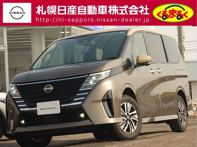 セレナ 1.4 e-4ORCE ハイウェイスターV 4WD 