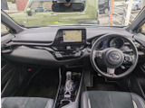 C-HR ハイブリッド 1.8 S GR スポーツ 