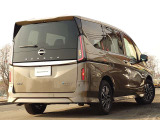 セレナ 1.4 e-4ORCE ハイウェイスターV 4WD 