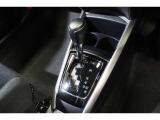 従来のATに比べ変速ショックの少ないCVT。シフトの操作はAT車と同じです。