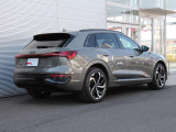 Q8 e-tron 55 クワトロ Sライン 4WD 