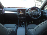 XC40 B4 モメンタム 