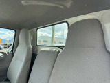 お車でのアクセスは、上信越自動車道【信州中野インター】から約5分。お気軽にご来店下さい。大きなスズキの看板が目印です。