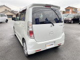 当店のお車をご覧いただきましてありがとうございます。お車についてのご質問やお見積りのご依頼、ご購入にあたってのご相談などは無料電話(0078-6002-312860)にお気軽にお問い合わせ下さい!