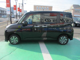 タンク 1.0 カスタム G 4WD 