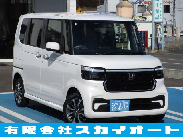 N-BOXカスタム  カスタム 660 4WD