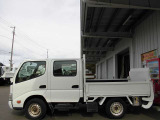 ディーゼル、4WD、マニュアル、ABS、パワーゲート600Kg、荷台内寸約:L200xW160xH37