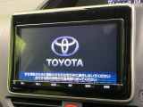 【純正9型ナビ】人気の純正ナビを装備。オーディオ機能も充実しており、Bluetooth接続すればお持ちのスマホやMP3プレイヤーの音楽を再生可能!毎日の運転がさらに楽しくなります!!