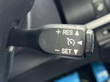【クルーズコントロール】高速道路もラクラク走行。アクセルを離しても一定速度で走行ができ、長距離運転時の負担を軽減!加速・減速も簡単なスイッチ操作で調整できます。