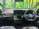 セレナ 1.4 e-POWER ハイウェイスター V 