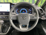 【純正革巻きステアリング】上質な革を使用することで、手にしっかり馴染みとても運転しやすいハンドルです♪