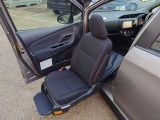 ヴィッツ 1.3 F ウェルキャブ 助手席リフトアップシート Aタイプ 4WD 