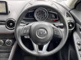 【ステアリングスイッチ】運転中、前方から目線をそらすことなく、オーディオ等の操作が可能な便利機能!安心&快適なドライブを演出してくれます♪