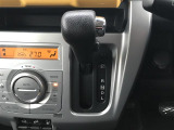 気になる車はすぐにお問い合わせください!画面右側の0066から始まる無料ダイヤルからお問い合わせ下さい!専門スタッフがお車のご質問にお答えいたします!