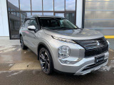 アウトランダーPHEV 2.4 G 4WD 