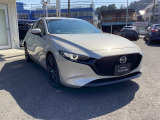 MAZDA3ファストバック  2.0 X ツーリング バーガンディレザーパッケージ 4WD