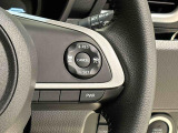 高速道路を快適に走行できる全車速追従機能付ACC(アダプティブクル-ズコントロ-ル)スイッチが付いています(^^♪