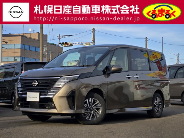 セレナ 1.4 e-4ORCE ハイウェイスターV 4WD 