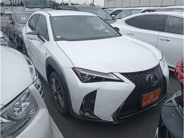 UX 200 Fスポーツ 3眼LED電動Rゲート温熱赤革ナビ地デジBSM
