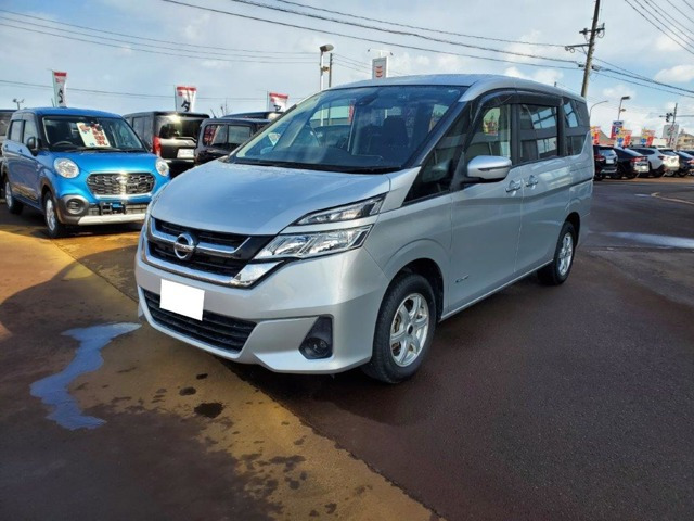 セレナ 2.0 B 4WD 