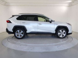 RAV4 2.5 ハイブリッド G E-Four 4WD 