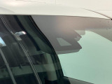 品質へのこだわり!フロアマットやシートなど車内をキレイに清掃し、ニオイや汚れなどを徹底的にクリーニングしてもらっております。室内はピカピカです☆