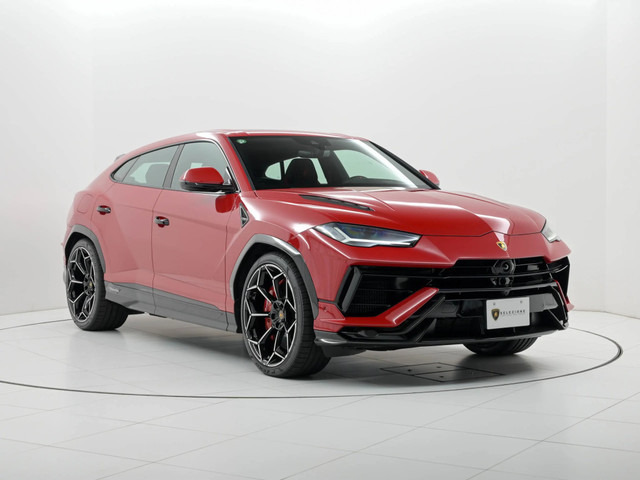 ウルス ペルフォルマンテ 4WD 