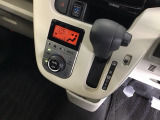 発進時から滑らかに加速する無段階変速のCVTはストップ&ゴーの多い街の中も快適です