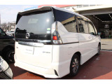 セレナ 1.2 e-POWER ハイウェイスター V 