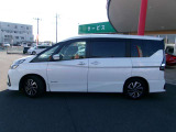 セレナ 1.2 e-POWER ハイウェイスター V 
