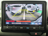 リアパーキングセンサー付きバックカメラ