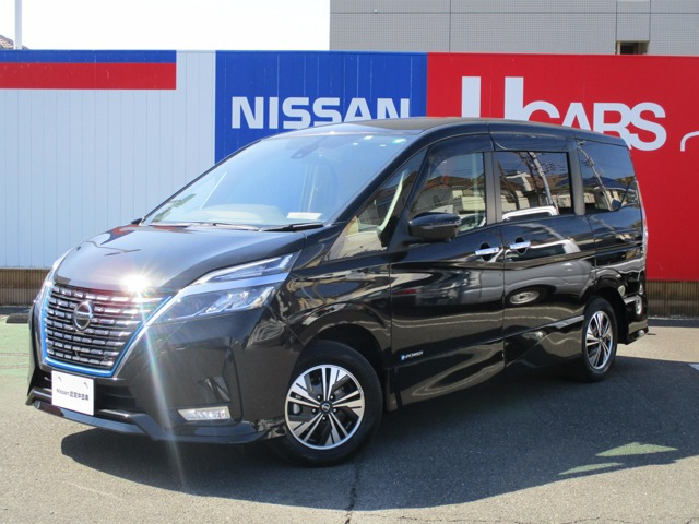 セレナ 1.2 e-POWER ハイウェイスター V 