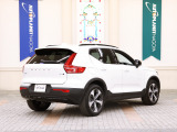 XC40 アルティメット B4 AWD ダークエディション 4WD 