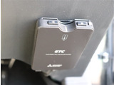 『1台』のお車に対して、こだわって仕入れを行っております。オプション装備装着車となります!
