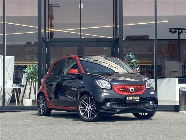 スマートフォーフォー  BRABUS エクスクルーシブ 本革シート サンルーフ