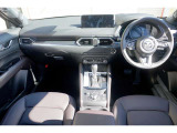 マツダコネクトにはApple CarPlayワイヤレス接続機能とUSB Type-C端子を追加し、利便性を向上させています。