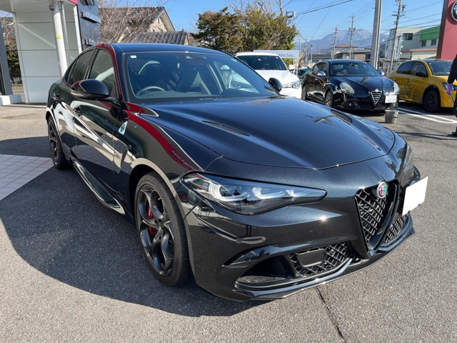 ジュリア 2.9 V6 ビターボ クアドリフォリオ 