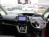 セレナ 1.2 e-POWER ハイウェイスター V 