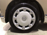 ホイールだけでも車のイメージがかなり変わりますね。
