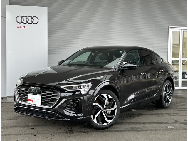 Q8スポーツバック e-tron 55 クワトロ Sライン 4WD 
