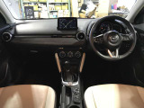 MAZDA2 1.5 15S ホワイト コンフォート