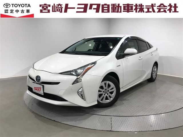 プリウス 1.8 S セーフティ プラス 